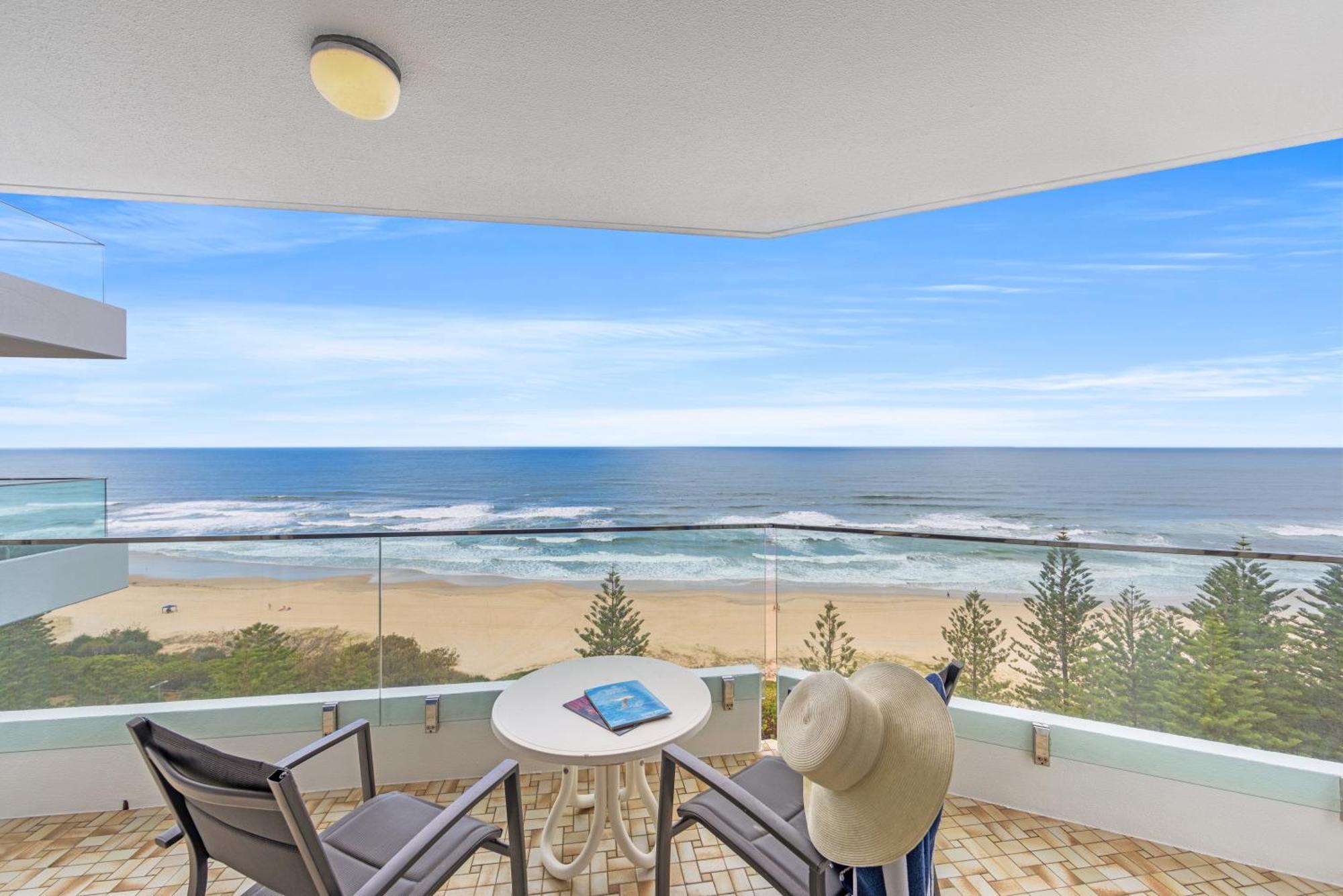Southern Cross Beachfront Holiday Apartments Gold Coast Exterior foto